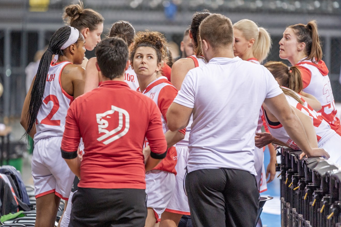 &bullet;  Fotó: Pinti Attila