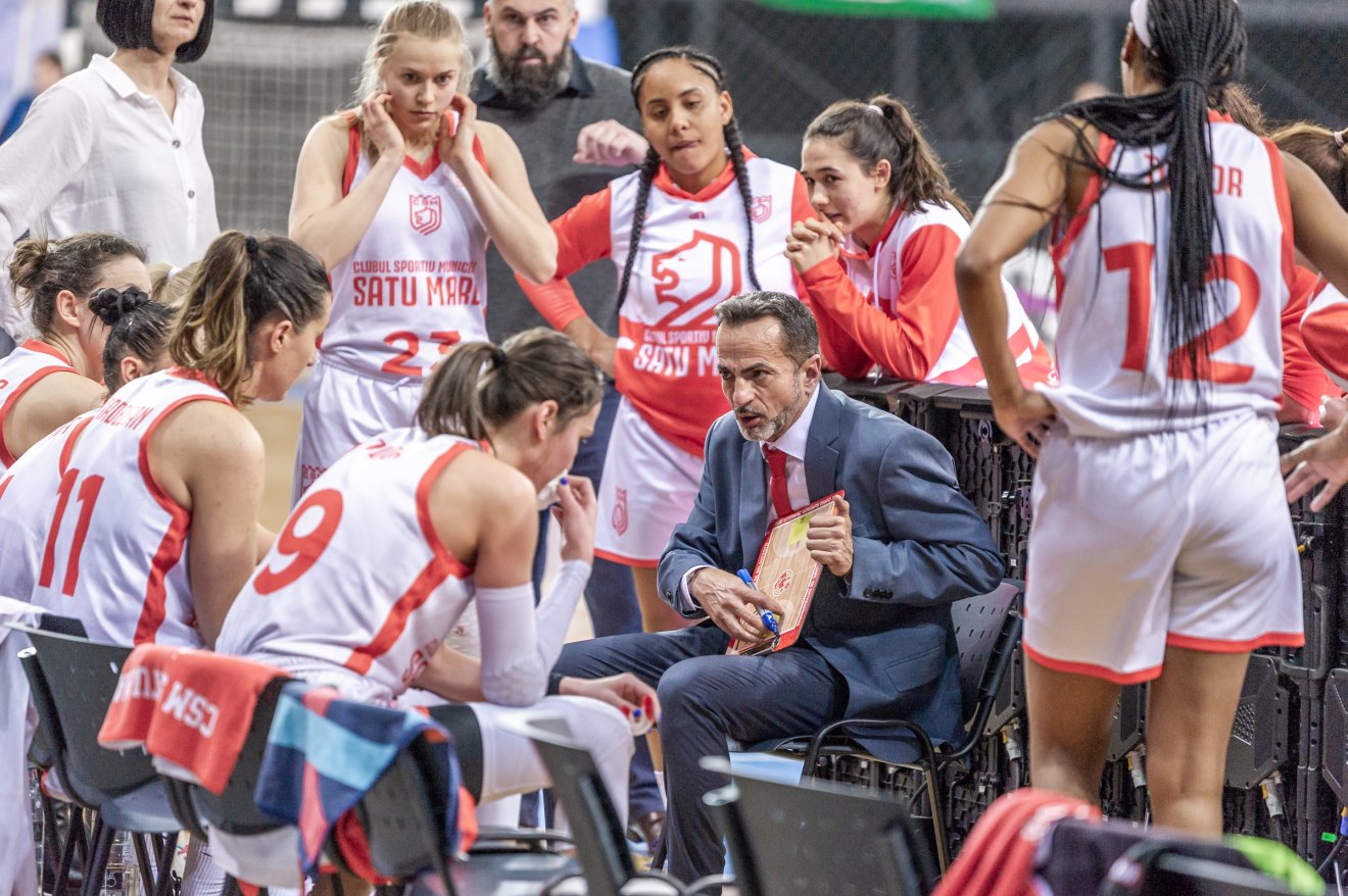 &bullet;  Fotó: Pinti Attila