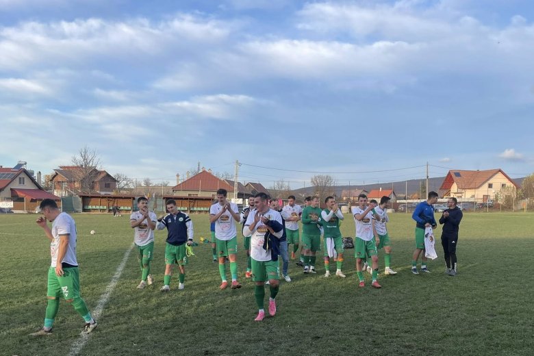 Kiütötte a sereghajtót, a Kovásznai Kárpátok telel a bajnokság élén