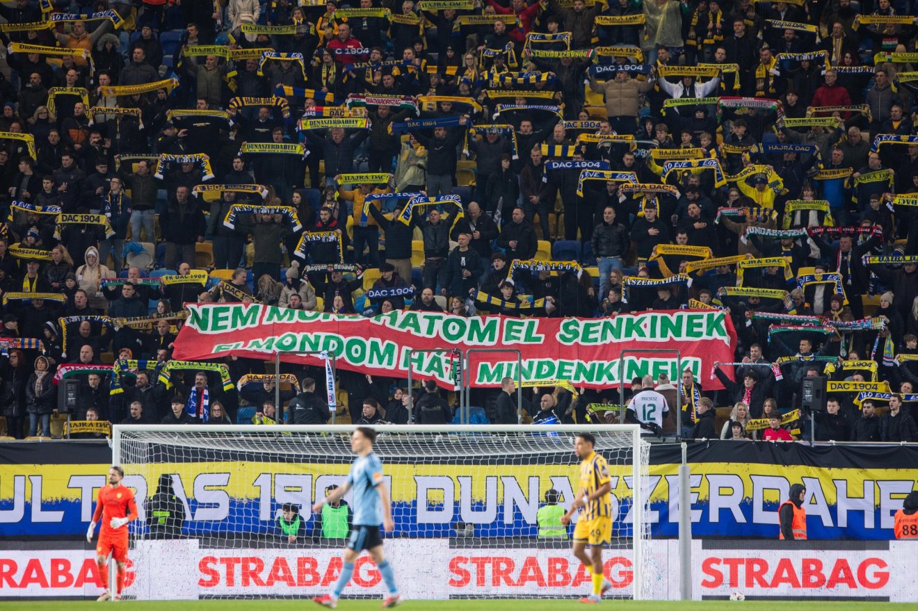 &bullet;  Fotó: DAC 1904/Fekete Nándor