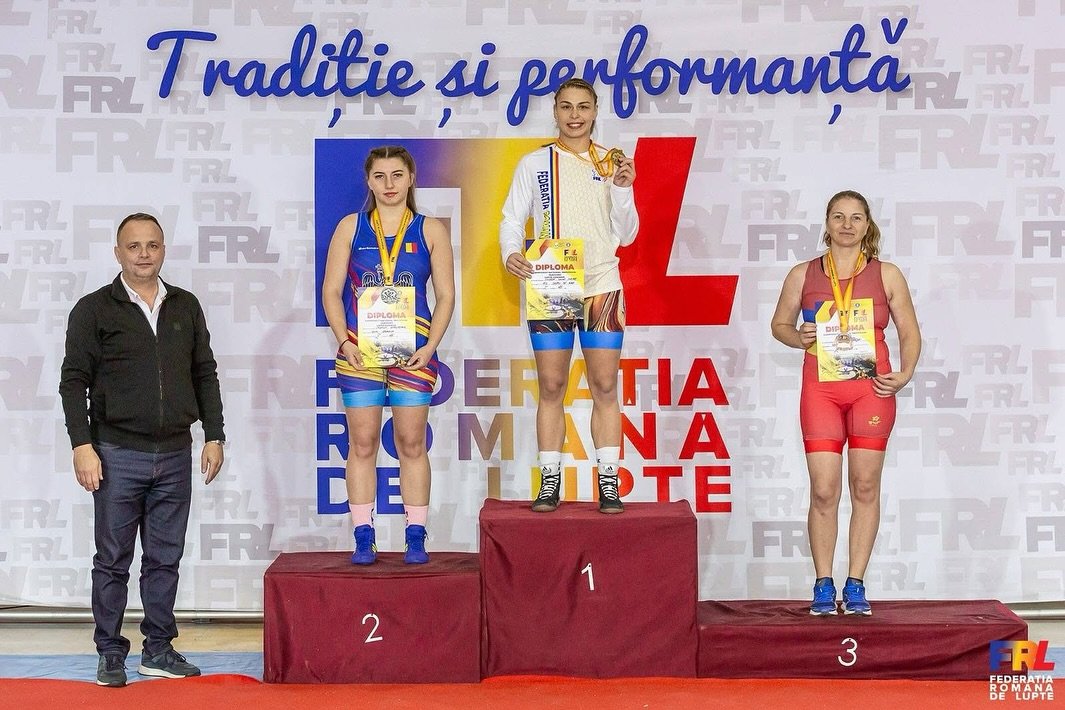 Magabiztosan utasította maga mögé a mezőnyt •  Fotó: Román Birkózó-szövetség (FRL)