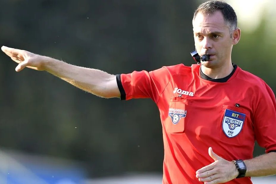 Rusandu Lucian 2010 óta élvonalbeli játékvezető &bullet;  Fotó: Rusandu Lucian archívuma