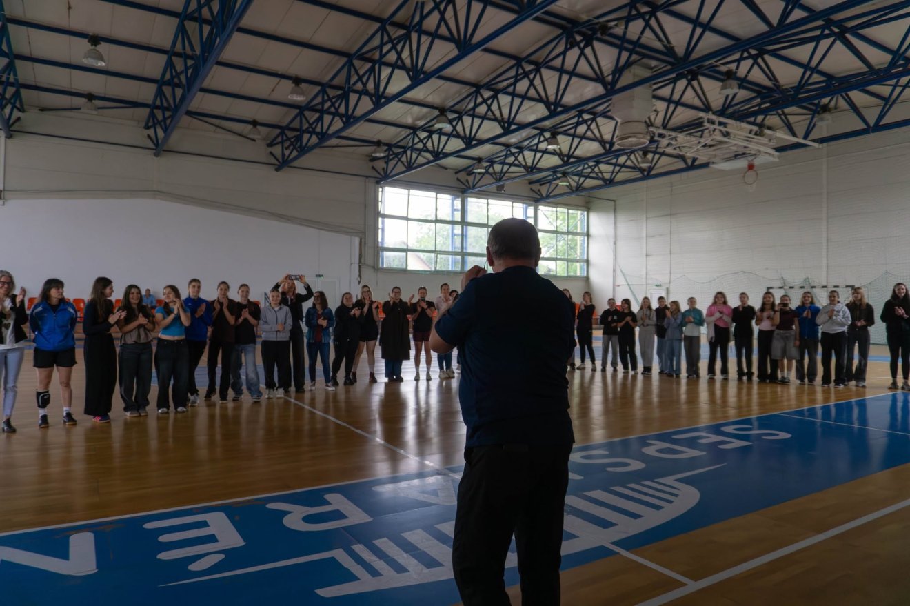 Így köszönt el a pályától Szerző Árpád éremkovács &bullet;  Fotó: Sepsiszentgyörgyi Iskolás Sportklub