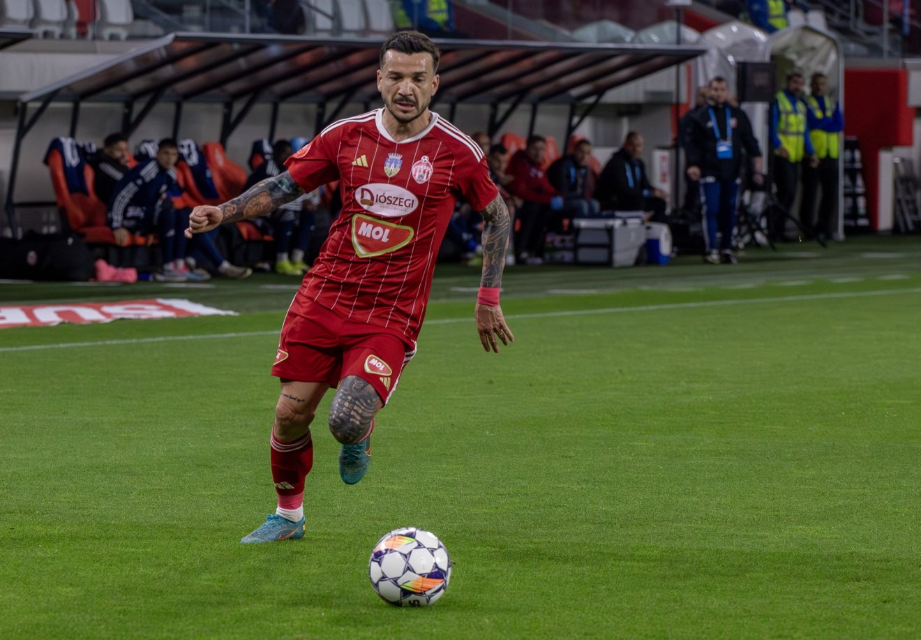Cosmin Matei három év alatt két csapattal is kiesett az élvonalból, 2022-ben a Dinamo, majd idén a Sepsi OSK színeiben jutott erre a sorsra •  Fotó: Sepsi OSK/Facebook