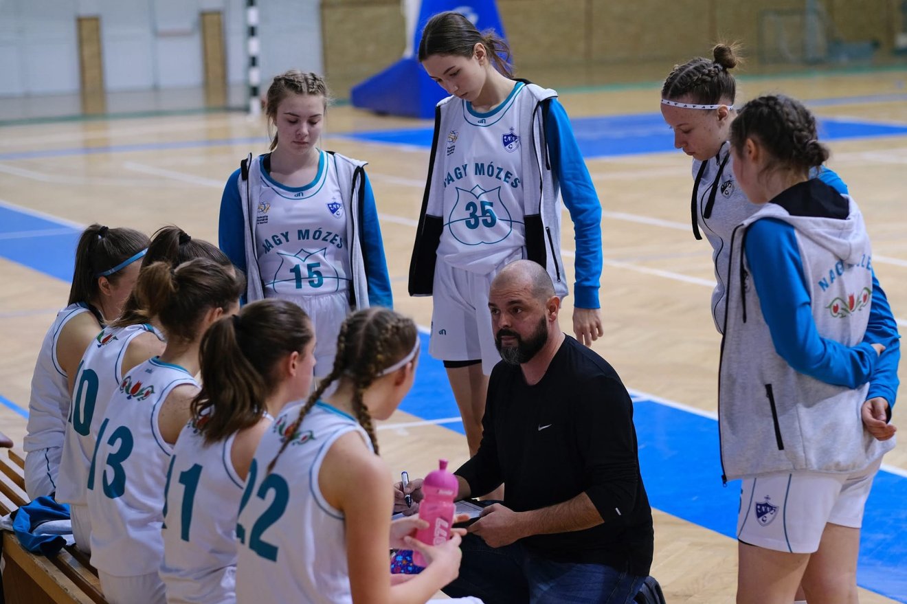 Bizonyított, hogy az edző viselkedése és a sportolóval való kapcsolata a tehetség fejlődése szempontjából kiemelten fontos •  Fotó: Farkas Alpár személyes archívuma
