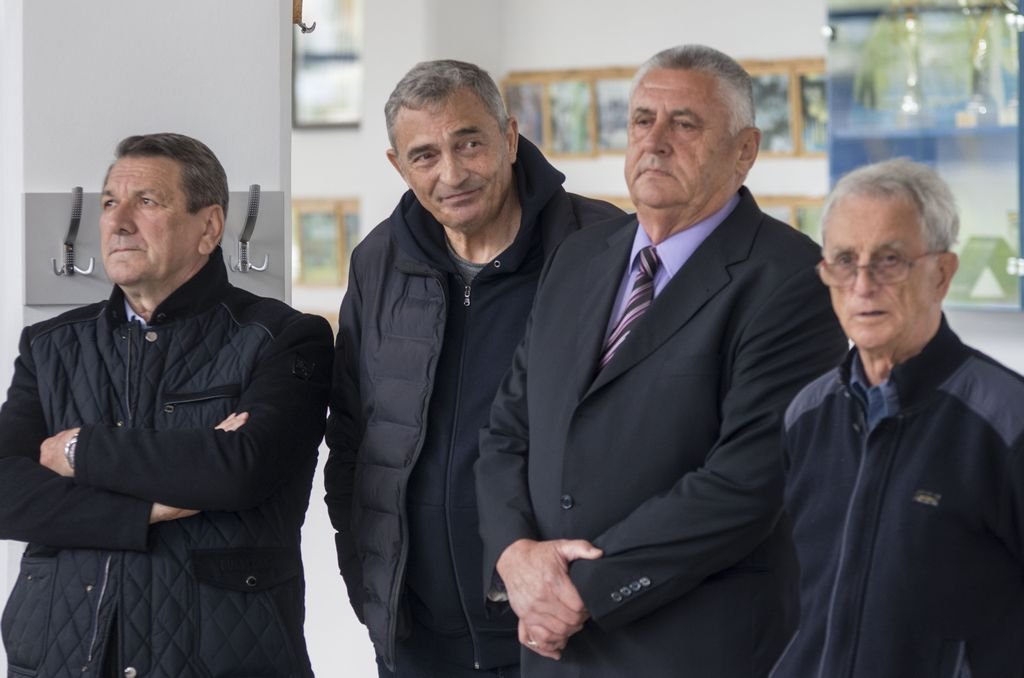 A világverő csapat tagjai: Radu Voina, a néhai Birtalan István, Kicsid Gábor és  és Cristian Gaţu a kézdivásárhelyi sportcsarnokavatón •  Fotó: Tofán Levente