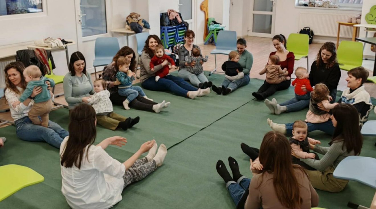 Az ilyen alkalmak erősítik az anyához való kötődést •  Fotó: Danhauser Rebeka személyes archívuma