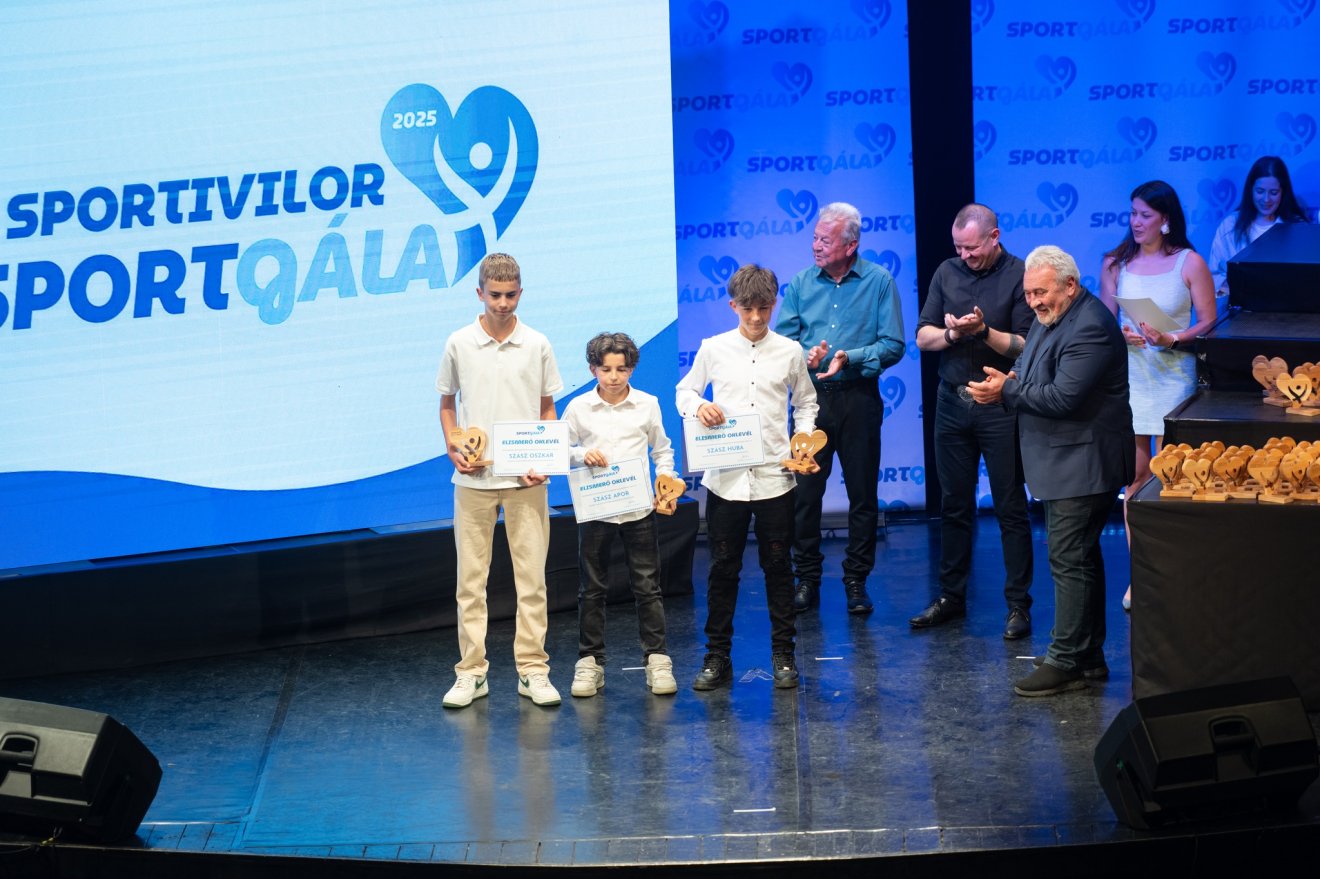 A kézdivásárhelyi Sportgálán is kitüntették a labdarúgópalántákat •  Fotó: Kézdivásárhely önkormányzata/Facebook