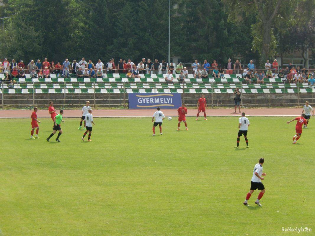 •  Fotó: Sánta Imre