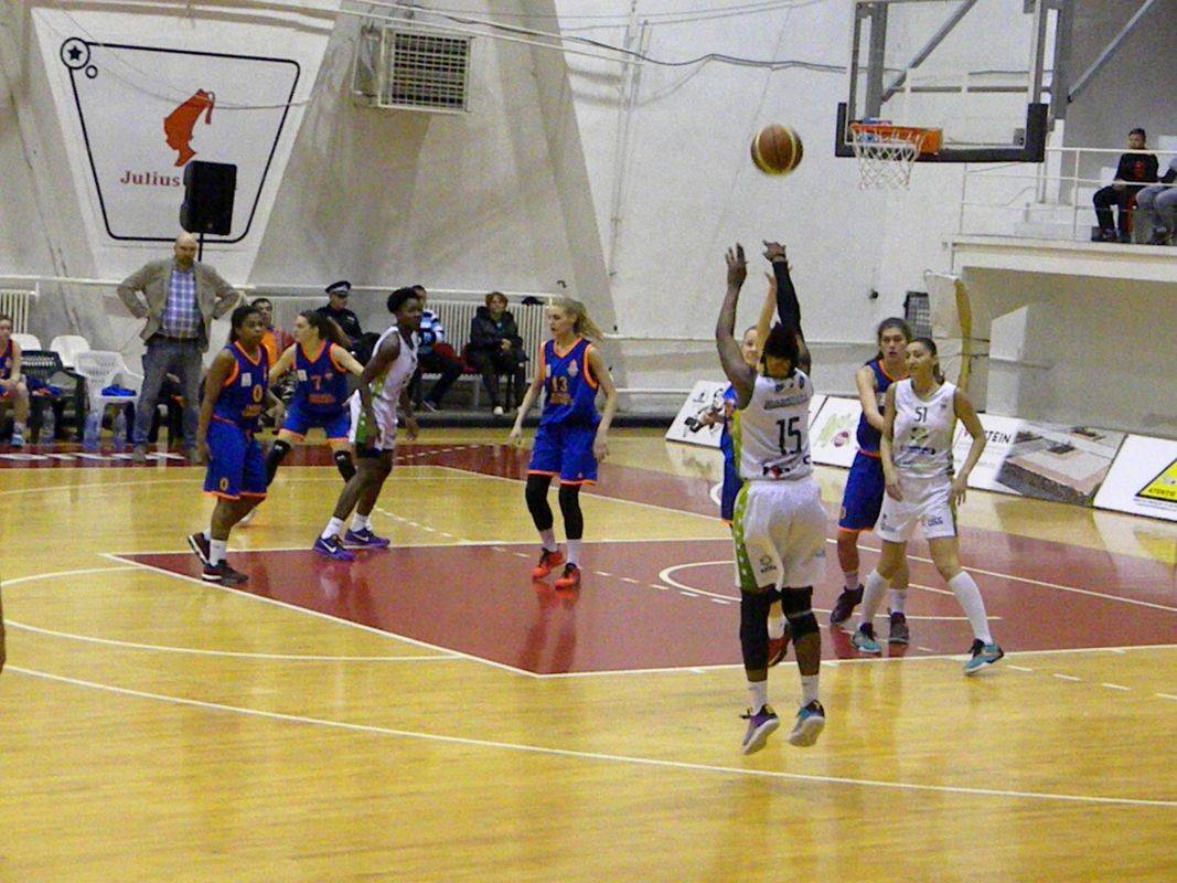 &bullet;  Fotó: Sánta Imre