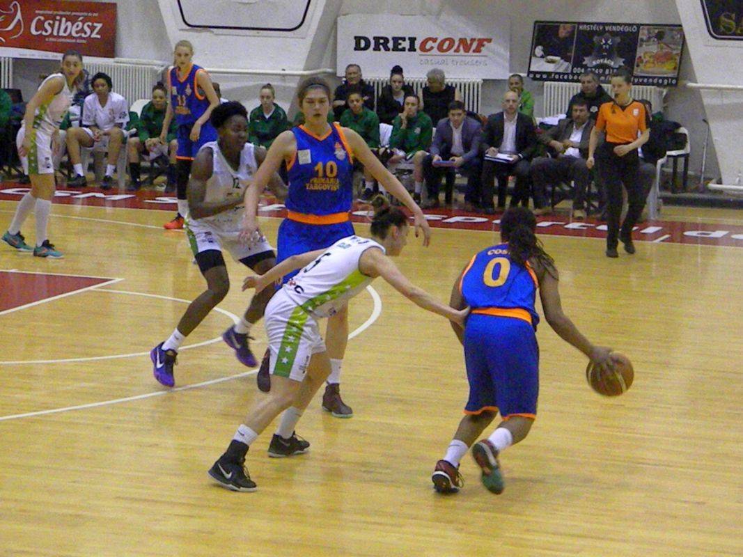 &bullet;  Fotó: Sánta Imre