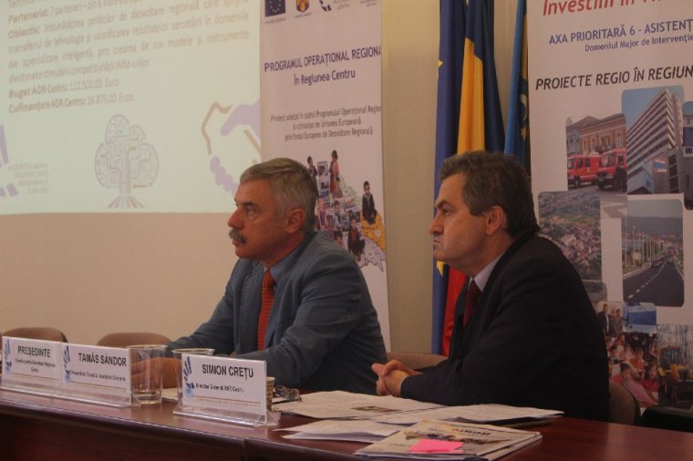 Hat nemzetközi pályázat