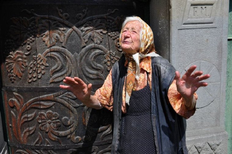 Egyperces az otthontalanságról  (Édesanyámnak)