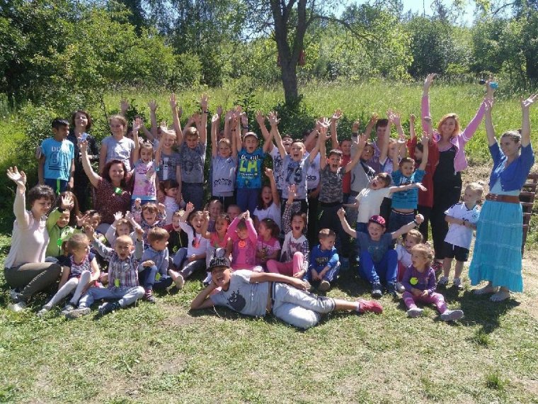 Gyermeknek lenni jó!