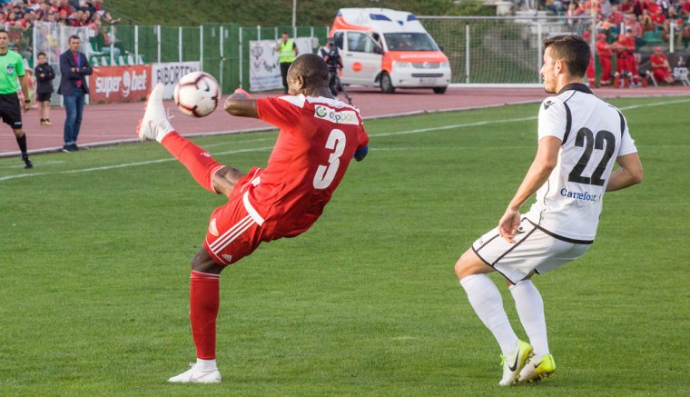 Negyeddöntőben az OSK