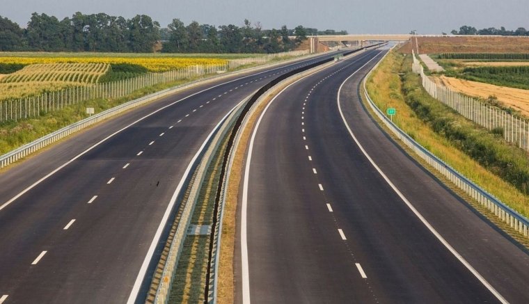 Stratégiai jelentőségű projektnek nyilvánítják a Marosvásáhely - Iaşi autópályát