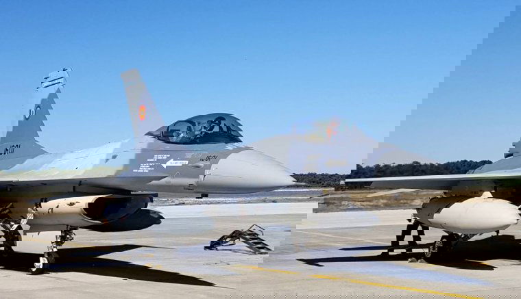 Újabb öt darab F-16-os vadászbombázó beszerzését jelentette be a védelmi minisztérium