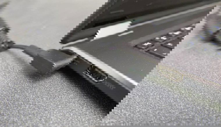 Így töltse a laptopját, hogy a lehető legtovább bírja!