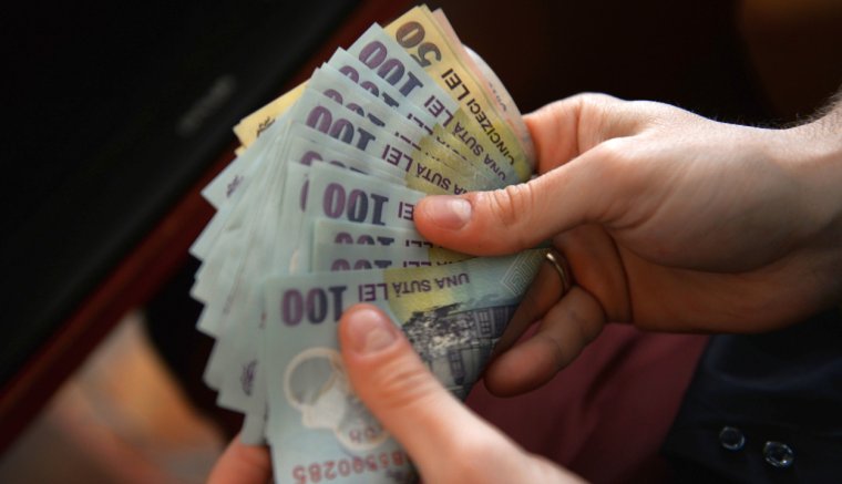 Szeptemberben 14,7 százalékkal volt magasabb a nettó átlagbér az egy évvel korábbinál