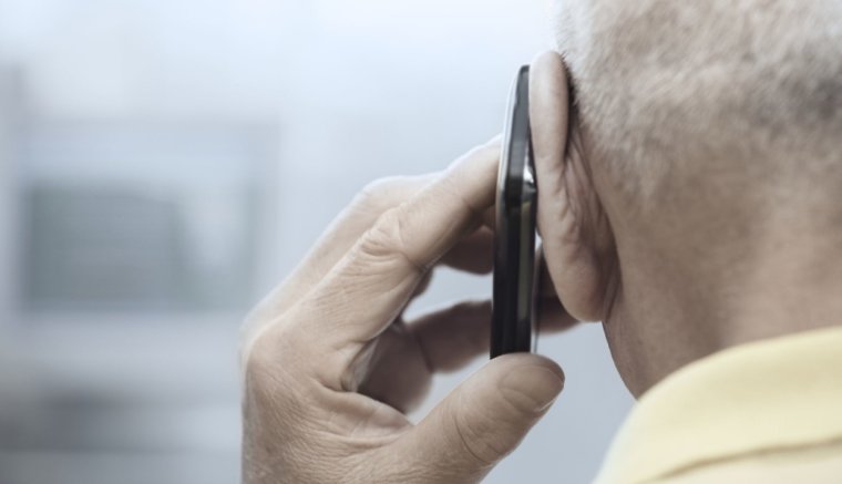 Tényleg lehallgatja a beszélgetéseinket a telefonunk?