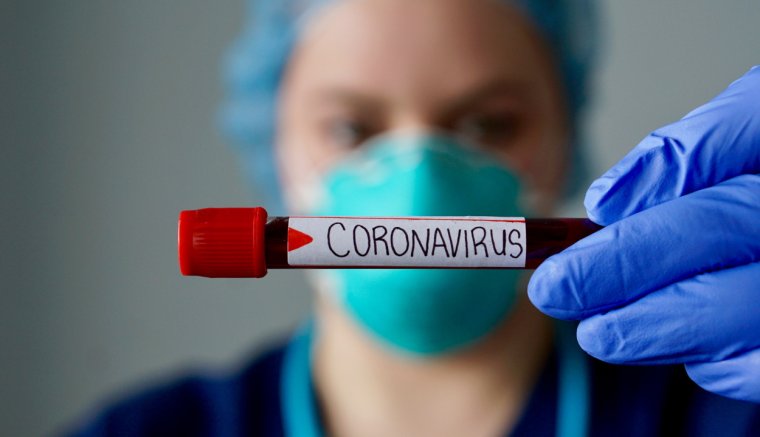 3302 új koronavírusos megbetegedést jelentettek 20.707 teszt elvégzése nyomán