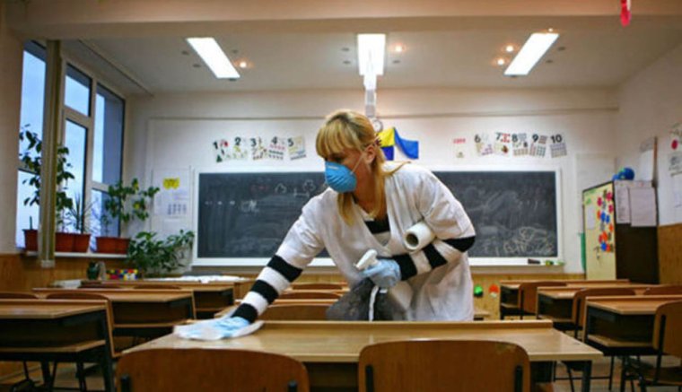 Szakszervezetek: a fertőzöttségi mutató alapján kellene dönteniük az iskoláknak az oktatás módjáról