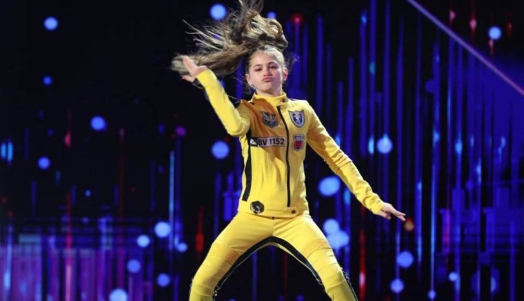 Háromszéki táncoslányok