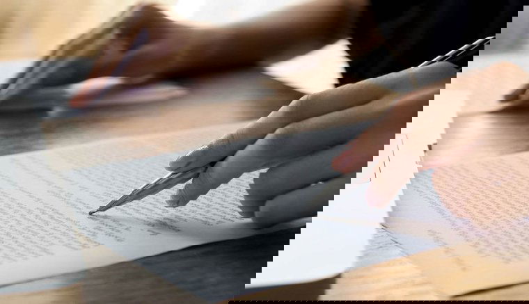 Tart a visszaéléstől