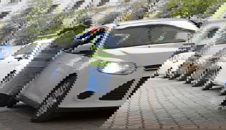 Egyre több kínai oltást kapott magyar jön Romániába Pfizer-vakcináért