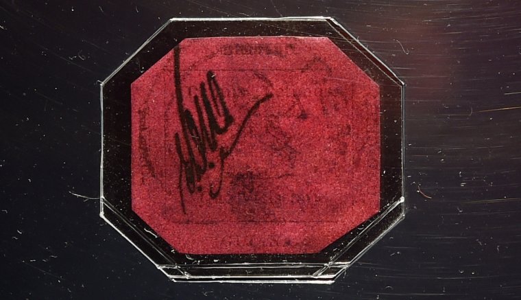 Kiállítják Londonban a világ legdrágább bélyegritkaságát