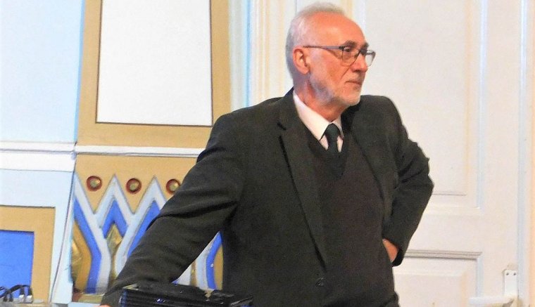 Kétféle igazság létezik