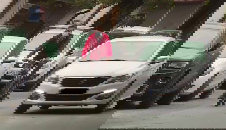 A biciklisek és rolleresek javára módosult a KRESZ