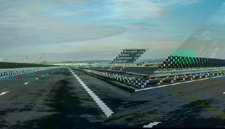 Növeli a kormány az útdíjfizetés elmulasztásáért kiszabható bírságot