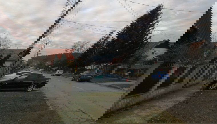 Vigyázzon, aki rosszban sántikál!