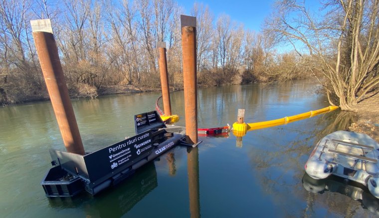Jobbik: Szijjártó Péter lépjen fel a Románia felől érkező szemét ügyében!
