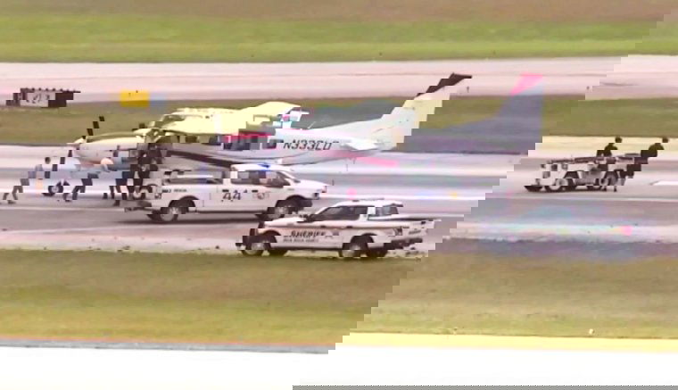 Repülésben járatlan utas hozott le egy repülőt a pilóta rosszulléte miatt Floridában