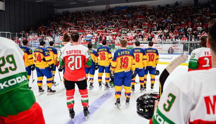 Kiverte a biztosítékot, hogy a székely himnuszt énekelte a román jégkorong-válogatott