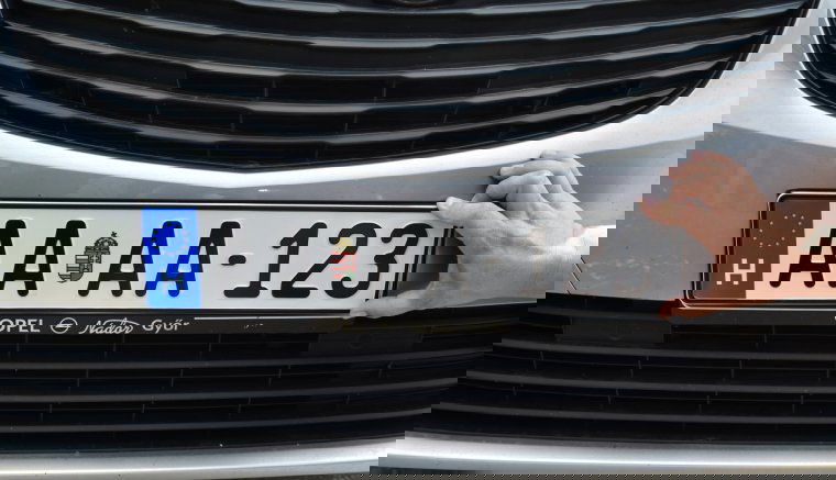 Változnak a magyarországi rendszámok júliustól