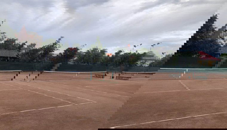 Nem vész el, csak átalakul a sportbázis