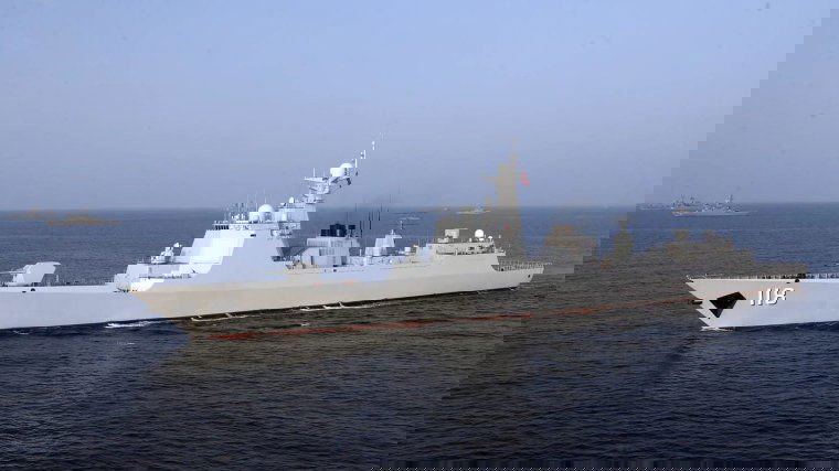 Készenlétbe helyezték a kínai hadsereget az amerikai „provokációt” követően