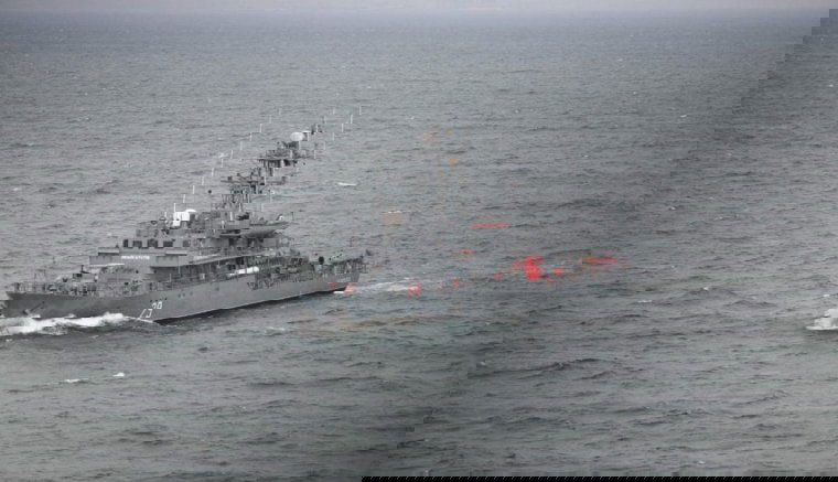 Aknának ütközött és megsérült a román haditengerészet egy hajója a Fekete-tengeren