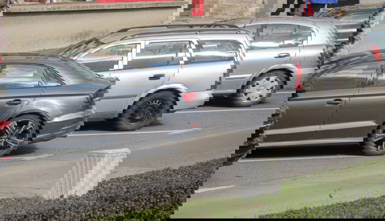 2035-től betiltják a belsőégésű motorral hajtott autók értékesítését az EU-ban