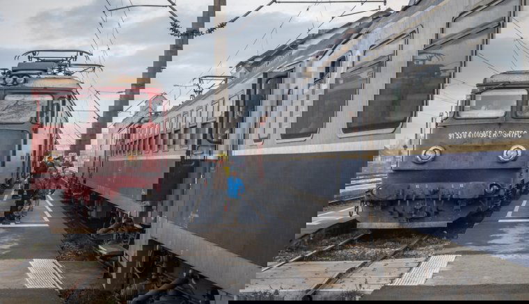 Decembertől 6 százalékkal nő a CFR alkalmazottainak fizetése