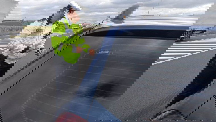 Ittasan, hajtási nélkül és túl gyorsan vezettek