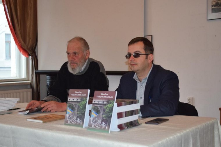 El van bütülve - háromszéki szólások, kifejezések gyűjteményét mutatják be