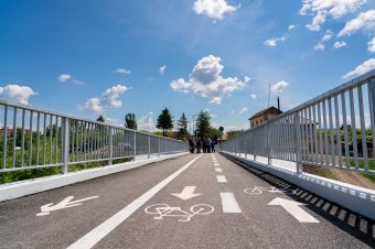 Egykori tákolmány helyére építettek új hidat Sepsiszentgyörgyön