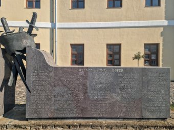 A zászlóaljparancsnok nyughelyét nyilvántartásba vették