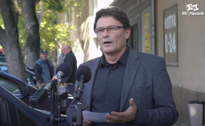 Nem bűncselekmény a Mi Hazánk szerint, hogy politikusa felakasztatná Parászka Boróka újságírót