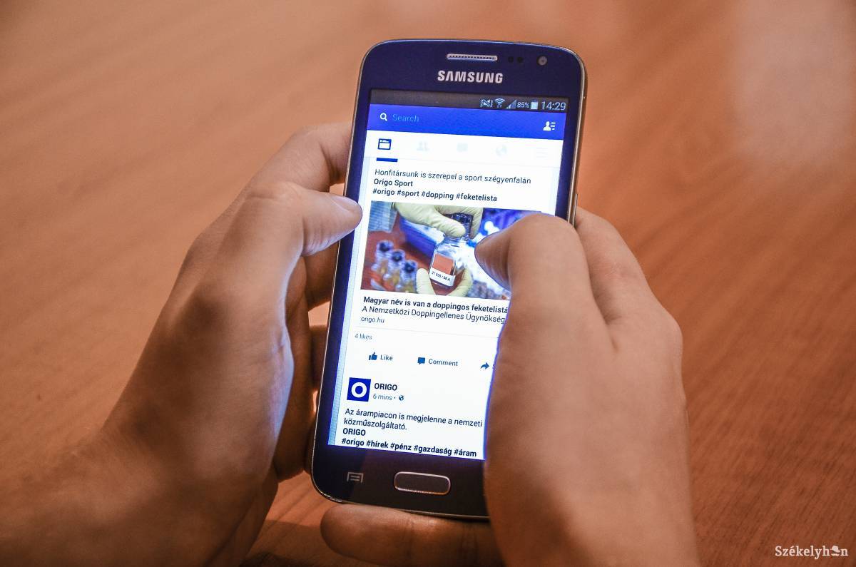 Romániában 9,6 millió Facebook-felhasználó van •  Fotó: Gecse Noémi