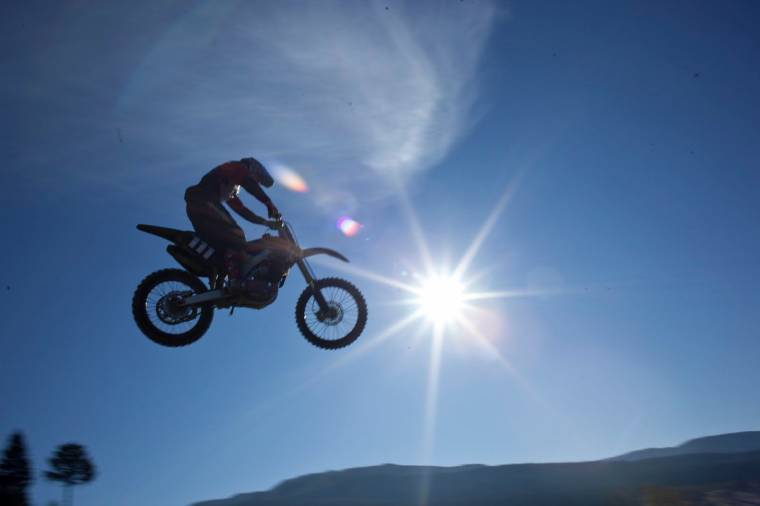 Motokrosszpályát avattak Ozsdolán